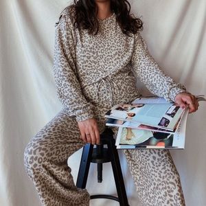 Cheetah Brown Tone Lounge Set